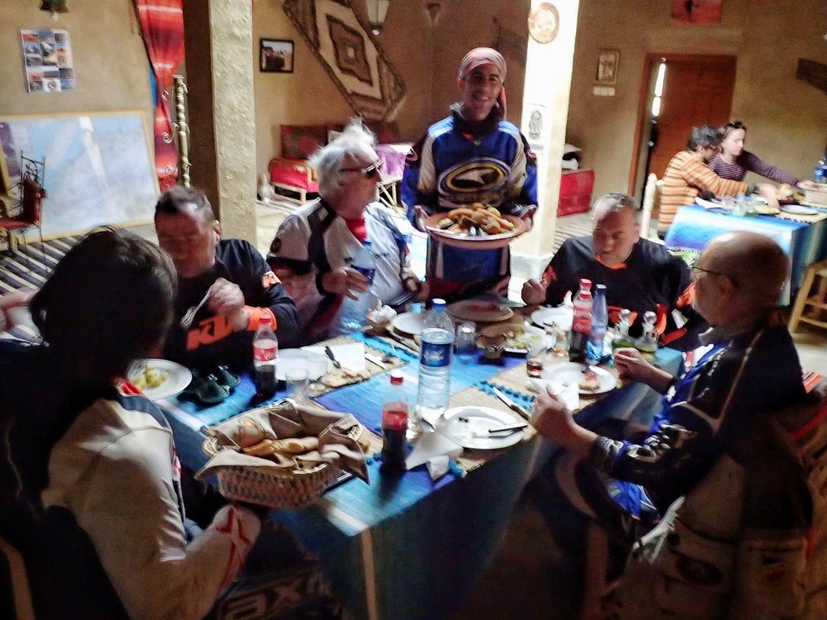 Riad Marhaba Merzane Bagian luar foto